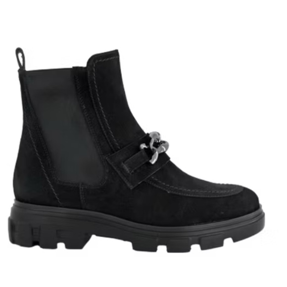 Combat boot Women’s US 9.5 Black suede Leather. UK 7